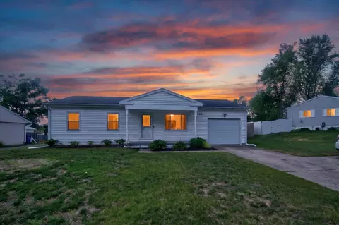 5605 Holly Dr, Jackson, MI 49201