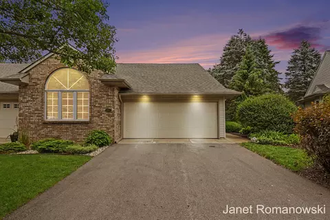 1297 Gleneagle Pl, Hudsonville, MI 49426