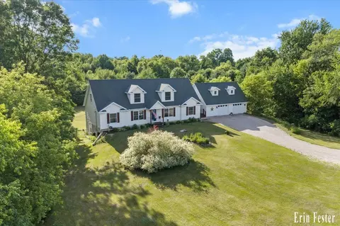 8355 Nugent Ave NE, Rockford, MI 49341