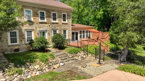 Exterior - 208 Glasgow Rd, Jackson, MI 49201 photo 58 of 67