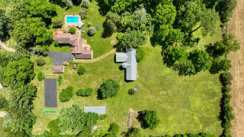 View/Area - 208 Glasgow Rd, Jackson, MI 49201 photo 3 of 10