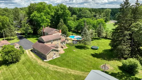View/Area - 208 Glasgow Rd, Jackson, MI 49201 photo 1 of 10