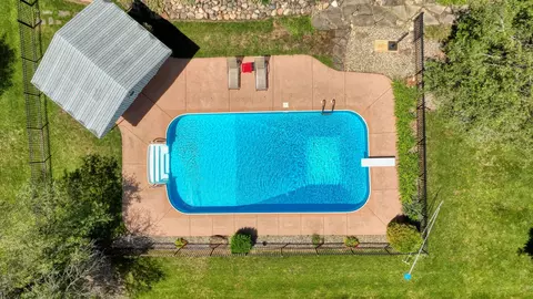 Exterior - 208 Glasgow Rd, Jackson, MI 49201 photo 66 of 67