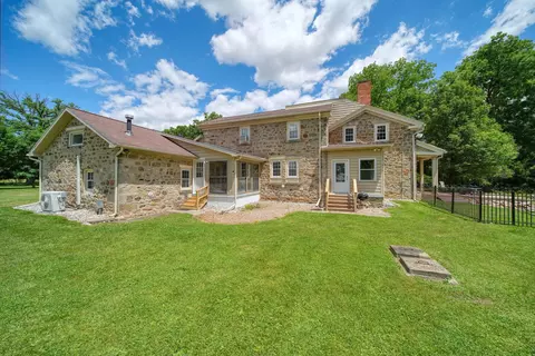 Exterior - 208 Glasgow Rd, Jackson, MI 49201 photo 28 of 67