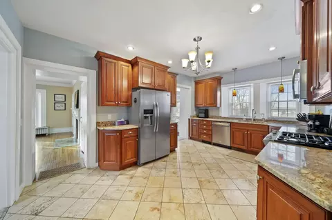 Kitchen - 208 Glasgow Rd, Jackson, MI 49201 photo 1 of 6
