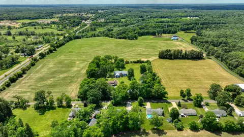 View/Area - 208 Glasgow Rd, Jackson, MI 49201 photo 6 of 10