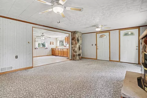 Living - 5385 E C Ave, Richland, MI 49083 photo 2 of 4