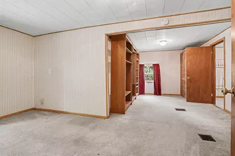 Bedroom - 5385 E C Ave, Richland, MI 49083 photo 3 of 3