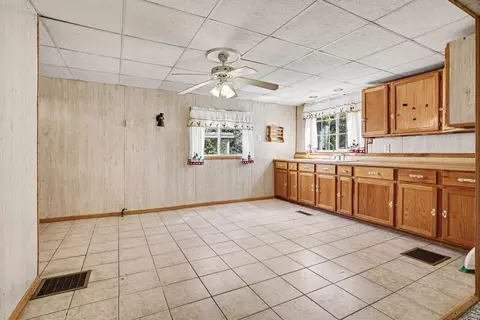 Kitchen - 5385 E C Ave, Richland, MI 49083 photo 2 of 2