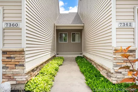 7360 Sierrafield Ct SW, Byron Center, MI 49315