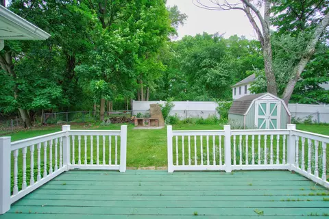 Exterior - 1253 Levant St, Jackson, MI 49203 photo 10 of 17