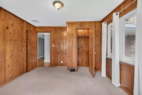 Bedroom - 1253 Levant St, Jackson, MI 49203 photo 6 of 8