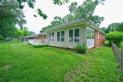 Exterior - 1253 Levant St, Jackson, MI 49203 photo 13 of 17