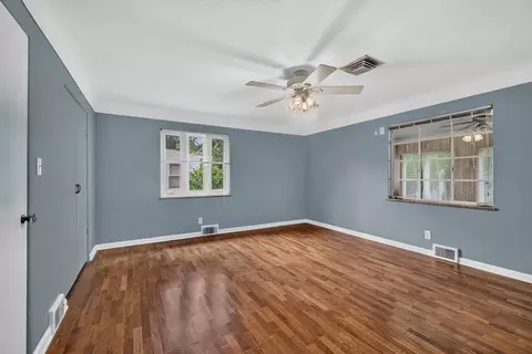 Bedroom - 1253 Levant St, Jackson, MI 49203 photo 1 of 8