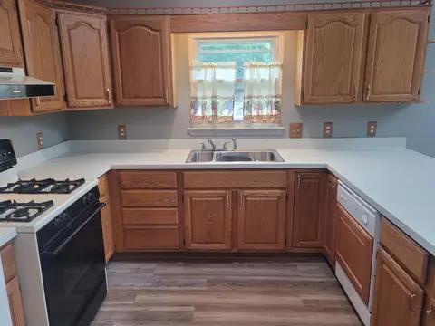 Kitchen - 6322 Princess St, Taylor, MI 48180 photo 1 of 1