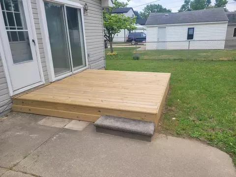 Exterior - 6322 Princess St, Taylor, MI 48180 photo 5 of 7