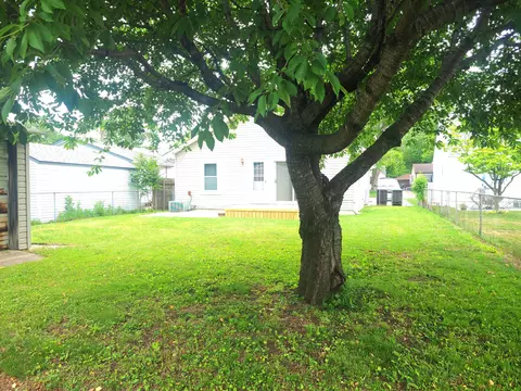 Exterior - 6322 Princess St, Taylor, MI 48180 photo 7 of 7
