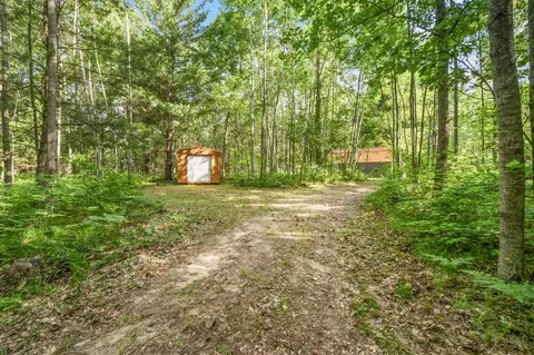 8642 E Kinney Rd, Branch, MI 49402 photo 5