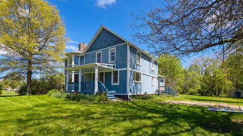 7351 Marsh Rd, Marine City, MI 48039