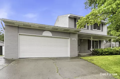 4380 Knickerbocker Ct SW, Wyoming, MI 49519