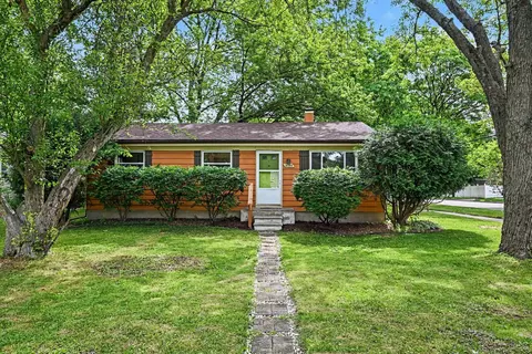 3195 Nordman Rd, Ann Arbor, MI 48108