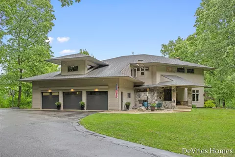 333 Fennessey St SW, Grand Rapids, MI 49534