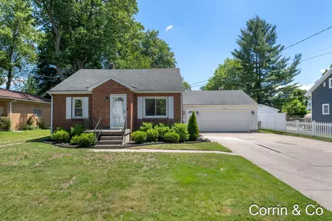 1330 Covell Ave NW, Grand Rapids, MI 49504