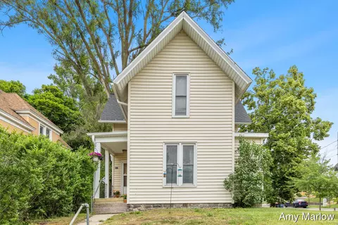 357 Quimby St NE, Grand Rapids, MI 49505