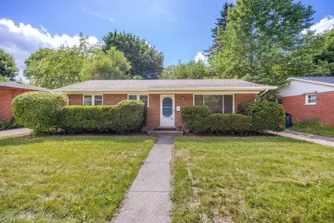 1031 N Maple Rd, Ann Arbor, MI 48103