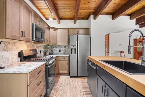 Kitchen - 540 Roundtree Dr NE, Ada, MI 49301 photo 3 of 3