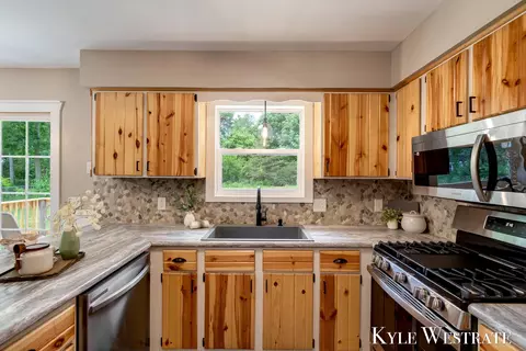 Kitchen - 1689 Slater St, Dorr, MI 49323 photo 2 of 4