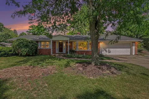 1111 S Clinton St, Charlotte, MI 48813