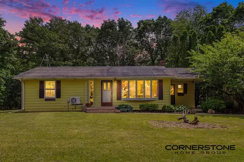 11450 16 Mile Rd NE, Cedar Springs, MI 49319