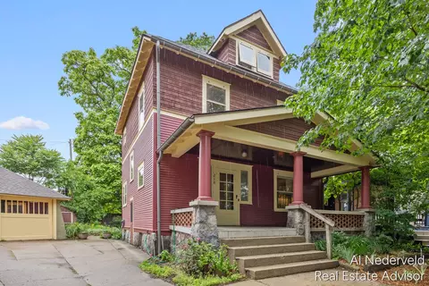 218 Wellington Ave SE, Grand Rapids, MI 49506