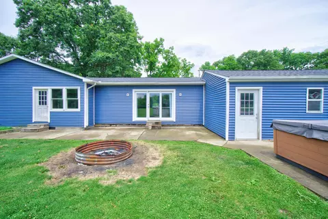 Exterior - 8959 Gordon Rd, Parma, MI 49269 photo 9 of 10