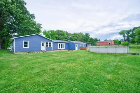 Exterior - 8959 Gordon Rd, Parma, MI 49269 photo 10 of 10