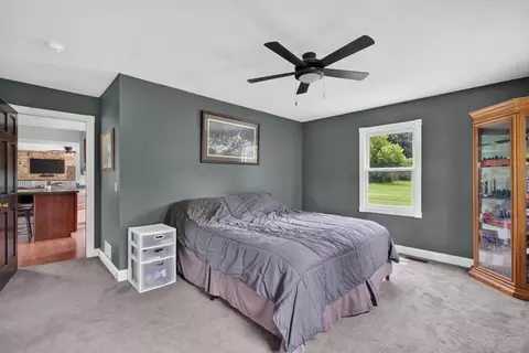 Bedroom - 8959 Gordon Rd, Parma, MI 49269 photo 7 of 8