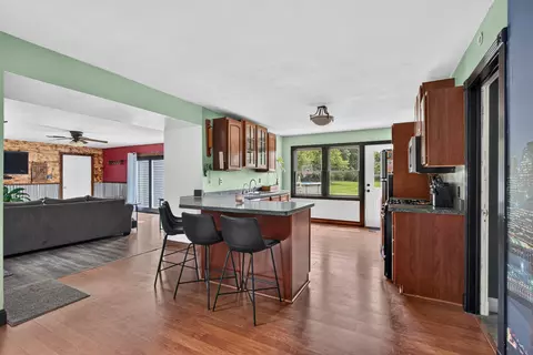 Kitchen - 8959 Gordon Rd, Parma, MI 49269 photo 5 of 6