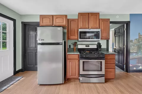 Kitchen - 8959 Gordon Rd, Parma, MI 49269 photo 1 of 6