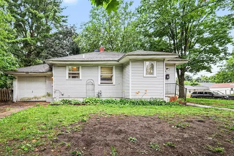 924 Griggs St SE, Grand Rapids, MI 49507