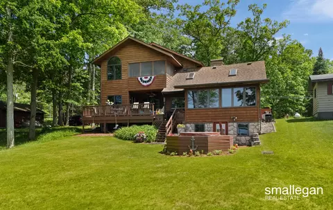 5067 N Red Maple St, Irons, MI 49644
