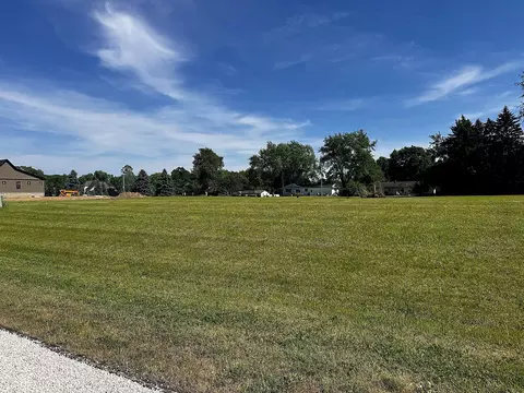 6 Wheatland Dr, Tecumseh, MI 49286 photo 3