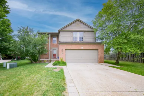7803 Hampton Ct, Ypsilanti, MI 48197