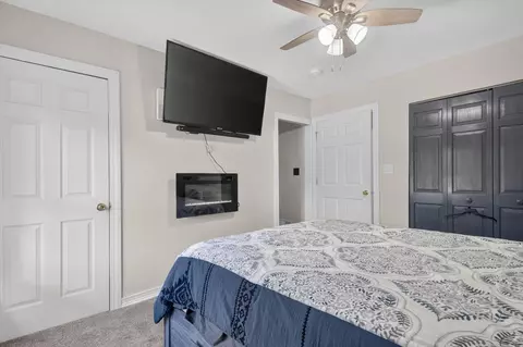 Bedroom - 4722 Root Station Rd, Jackson, MI 49201 photo 3 of 6