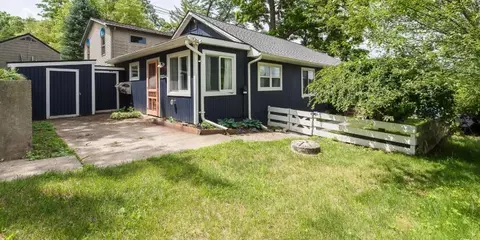 7275 Webbs Lndg, Gregory, MI 48137