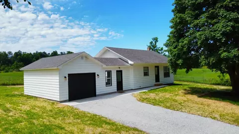 3917 W Shelby Rd, Shelby, MI 49455
