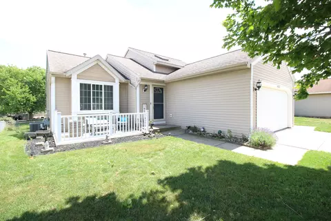 4570 Country Hill Dr SE, Kentwood, MI 49512