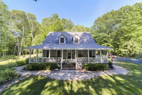 10826 Old Freesoil Rd N, Manistee, MI 49660