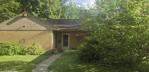 888 W Walnut St, Hastings, MI 49058