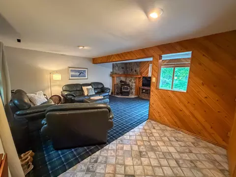 Living - 3091 E Sage Lk, Lupton, MI 48635 photo 2 of 3